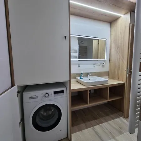 Διαμέρισμα Nerudovka D 104, Finska Sauna, Garazove Stani Loučná pod Klínovcem