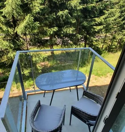 Nerudovka D 104, Finska Sauna, Garazove Stani * Loučná pod Klínovcem