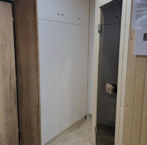 Nerudovka D 104, Finská Sauna, Garážové Stání * Loučná pod Klínovcem